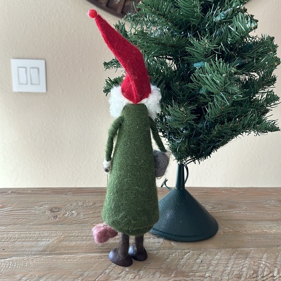 Wool Felt Santa w/Red Hat - Picture 6 of 13